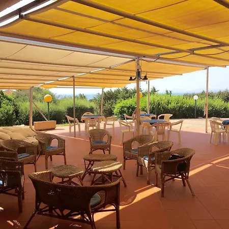 Case Vacanza Punta Negra Hotel apartamentowy *